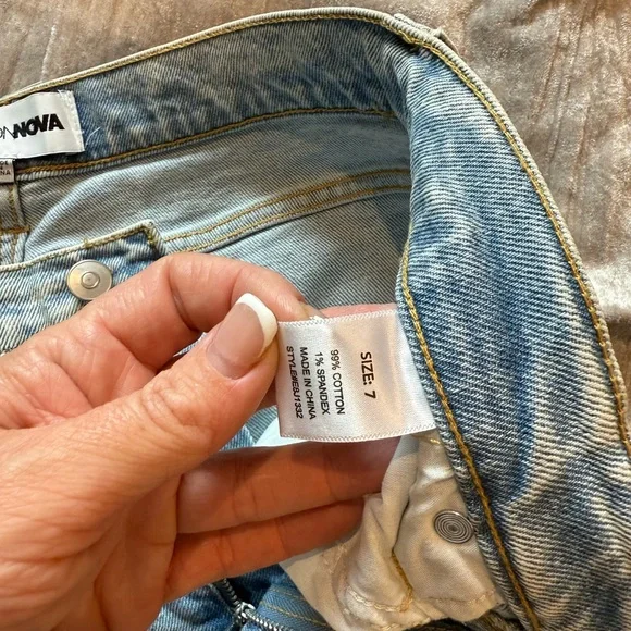 Fashion Nova Light Blue Cargo Jeans - Picture 3 of 3